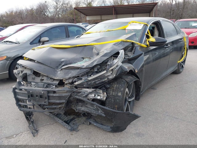1HGCV1F32KA032226 Honda Accord Sport