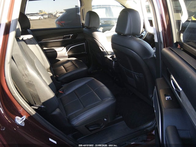 5XYP34HC7NG214142 KIA Telluride Ex
