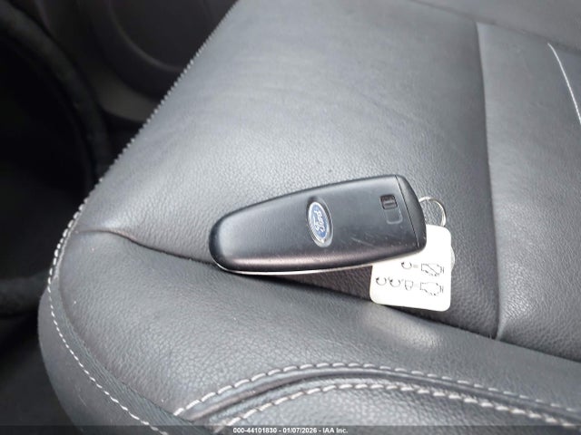 44101830 :رقم المزاد ، 1FMCU0J90EUD51467 vin ، 2014 Ford Escape Titanium مزاد بيع