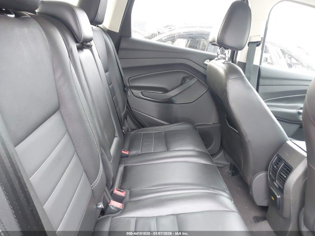 44101830 :رقم المزاد ، 1FMCU0J90EUD51467 vin ، 2014 Ford Escape Titanium مزاد بيع