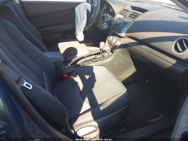 Продажа на аукционе авто 2011 Mazda Mazda6 I Sport, vin: 1YVHZ8BH2B5M07182, номер лота: 44101837