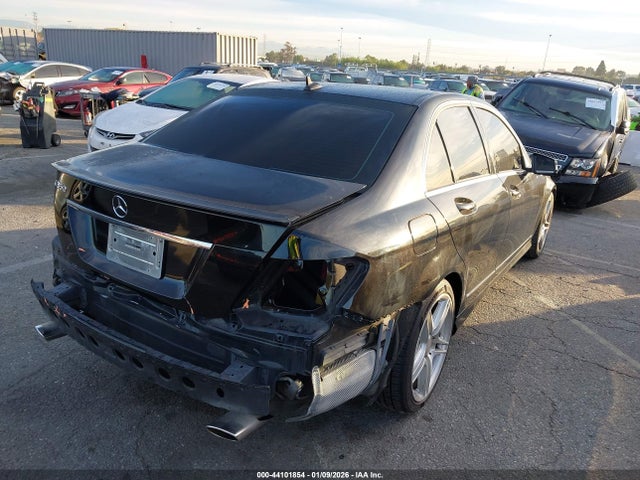 2013 MERCEDES-BENZ C 350 WDDGF5HBXDA825307 Photo 3