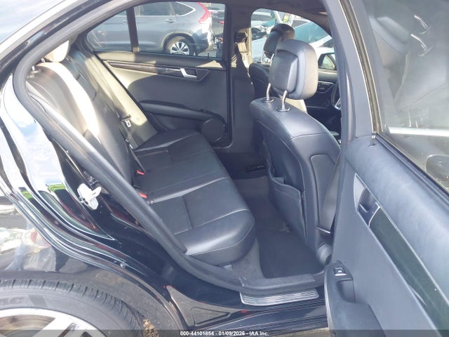 2013 MERCEDES-BENZ C 350 WDDGF5HBXDA825307 Photo 7