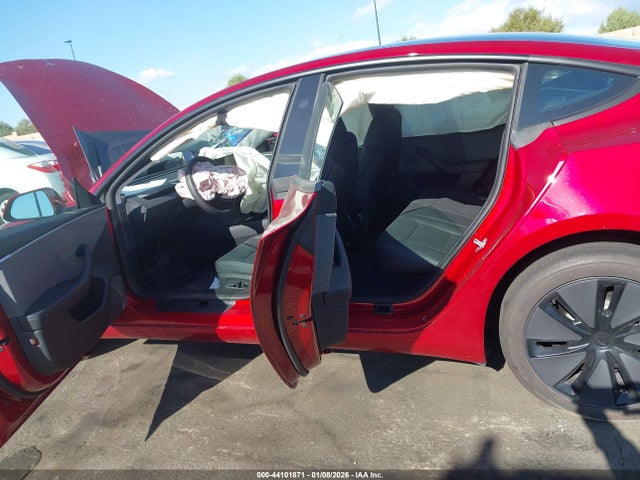 2025 TESLA MODEL 3 5YJ3E1EA5SF053092 Photo 7