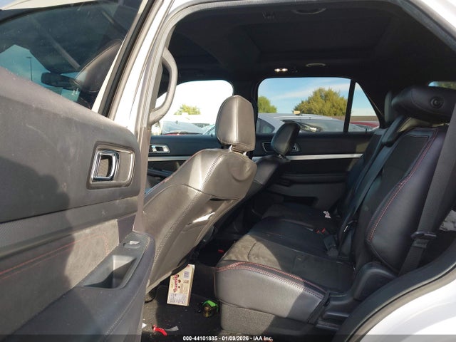1FM5K7D88JGC73054 Ford EXPLORER XLT