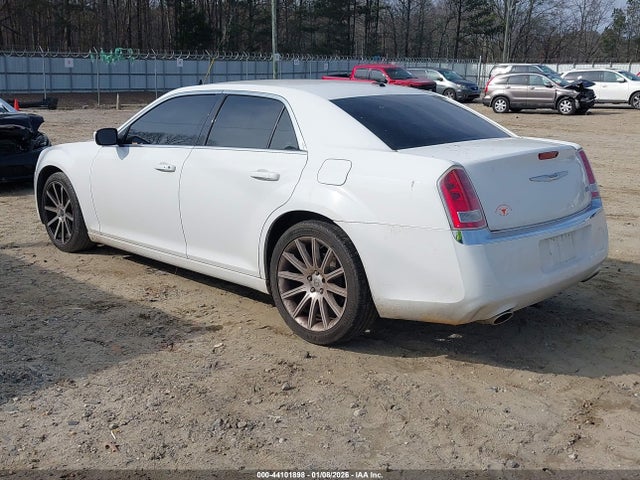 Продажа на аукционе авто 2014 Chrysler 300, vin: 2C3CCAAG0EH276384, номер лота: 44101898