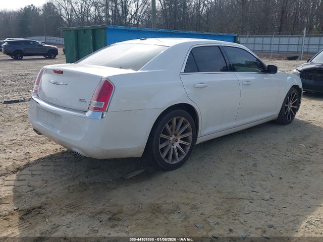Продажа на аукционе авто 2014 Chrysler 300, vin: 2C3CCAAG0EH276384, номер лота: 44101898