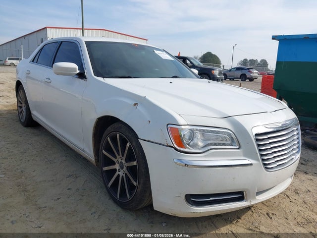 Продажа на аукционе авто 2014 Chrysler 300, vin: 2C3CCAAG0EH276384, номер лота: 44101898