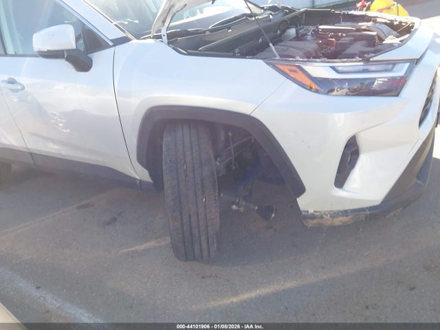 Toyota Rav4 Xle Premium 2024 JTMA1RFVXRJ042353 Image 18