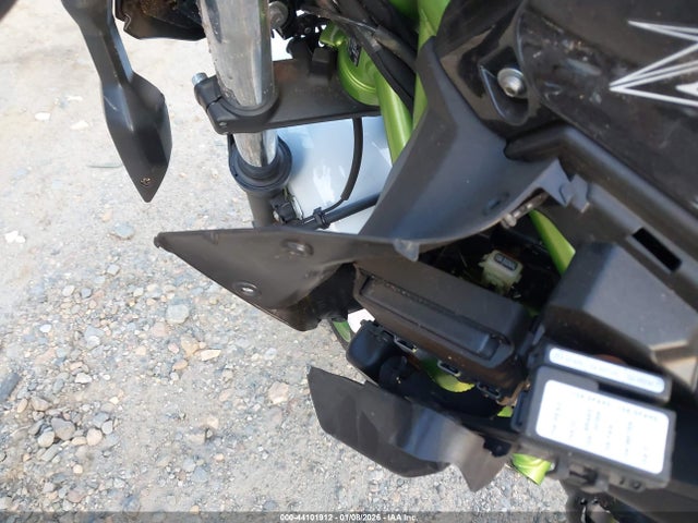 Kawasaki Er650 K 2021 ML5EREK17MDA47536 Image 15