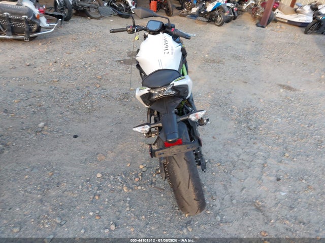 Kawasaki Er650 K 2021 ML5EREK17MDA47536 Image 6