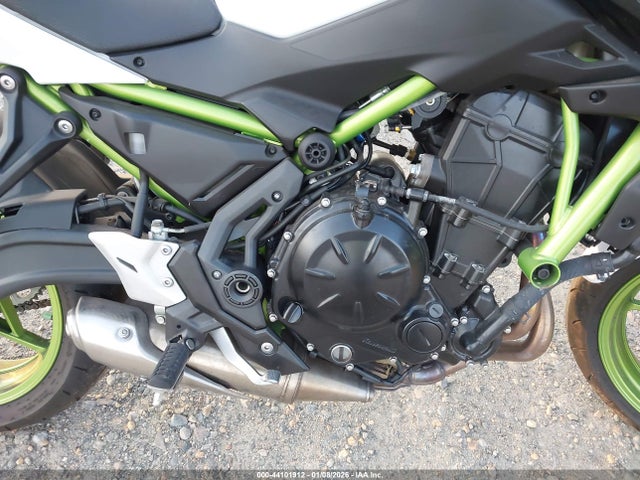 Kawasaki Er650 K 2021 ML5EREK17MDA47536 Image 8