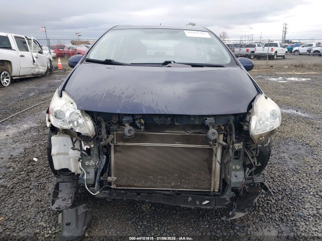 Toyota Prius Two 2015 JTDKN3DU0F0443217 Image 13