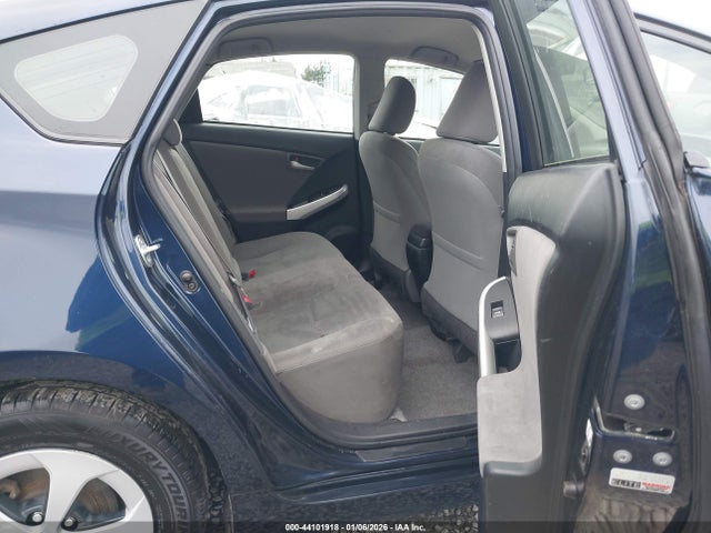 Toyota Prius Two 2015 JTDKN3DU0F0443217 Image 8
