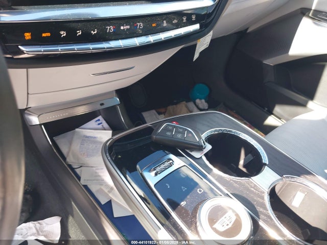 2023 CADILLAC LYRIQ 1GYKPMRK0PZ000256 Photo 10