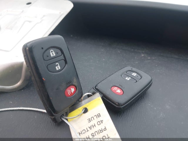 44101934 :رقم المزاد ، JTDKN3DU1D5618123 vin ، 2013 Toyota Prius Four مزاد بيع