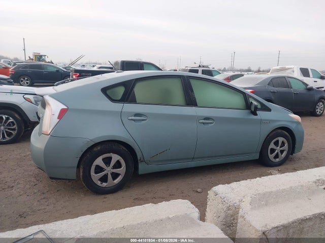 44101934 :رقم المزاد ، JTDKN3DU1D5618123 vin ، 2013 Toyota Prius Four مزاد بيع