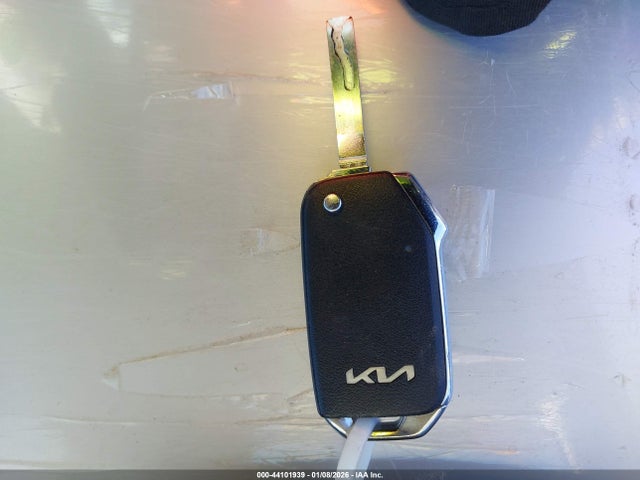 3KPF24ADXRE837565 KIA Forte Lxs