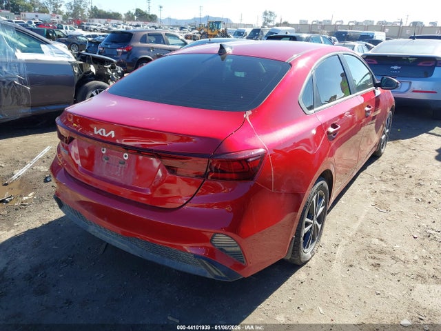 3KPF24ADXRE837565 KIA Forte Lxs