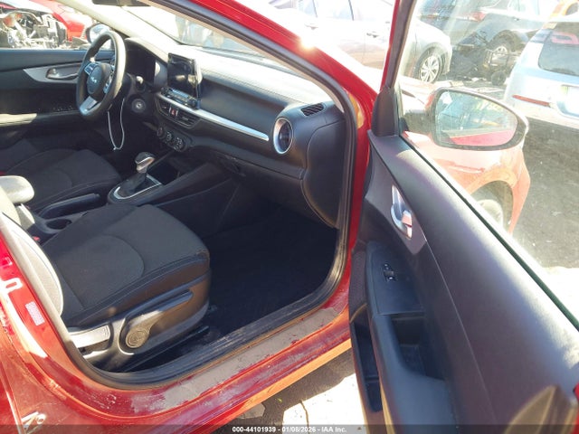 3KPF24ADXRE837565 KIA Forte Lxs