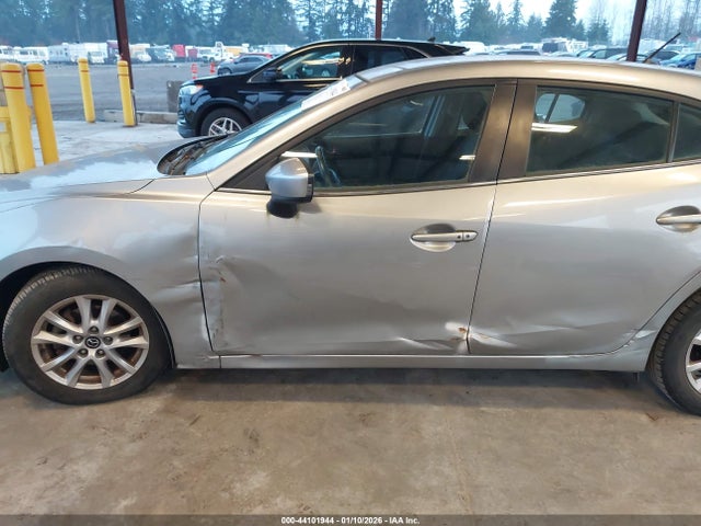 JM1BM1L79E1101146 Mazda Mazda3 I Touring