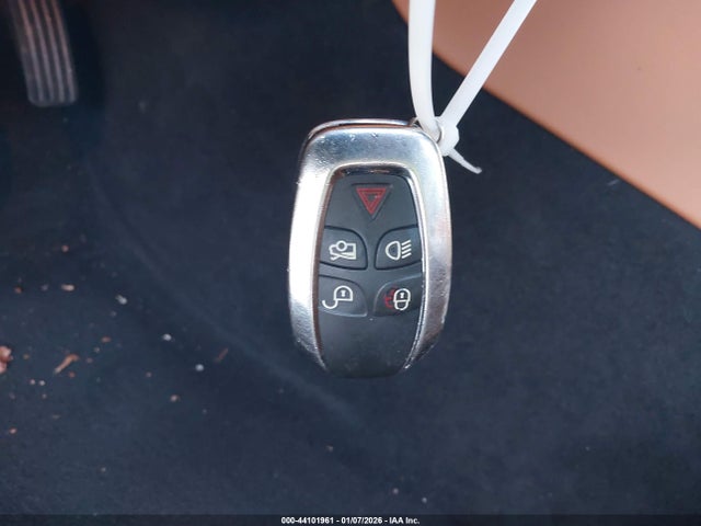 Aukcja sprzedaży 2011 Jaguar Xj Xjl, vin: SAJWA2GB8BLV13283, numer aukcji: 44101961