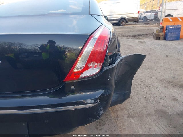 Aukcja sprzedaży 2011 Jaguar Xj Xjl, vin: SAJWA2GB8BLV13283, numer aukcji: 44101961