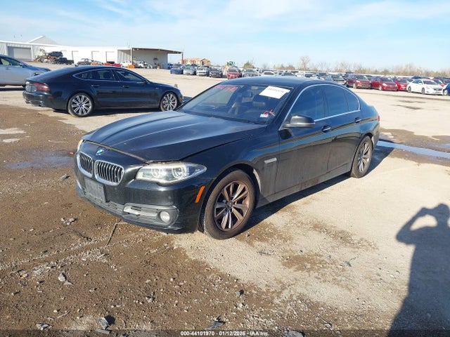 44101970 :رقم المزاد ، WBA5A5C53FD518626 vin ، 2015 Bmw 528i مزاد بيع