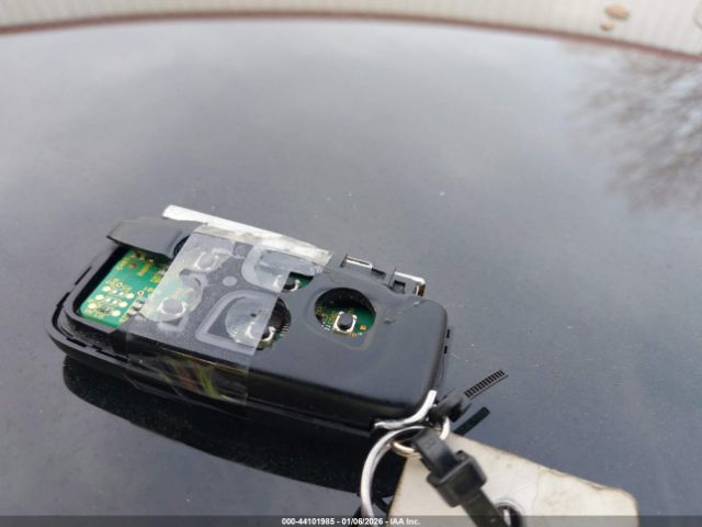 2016 JAGUAR XF SAJBK4BV6GCY20564 Photo 10