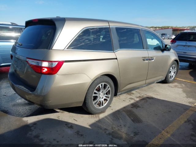 2011 HONDA ODYSSEY 5FNRL5H67BB042058 Photo 3