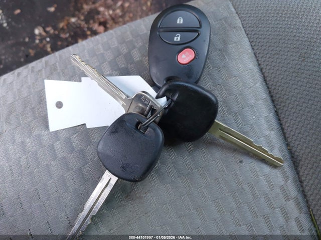 3TMMU4FNXFM079666 Toyota Tacoma Base V6