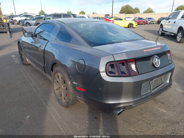 Ford Mustang V6 2014 1ZVBP8AM4E5263328 Image 3