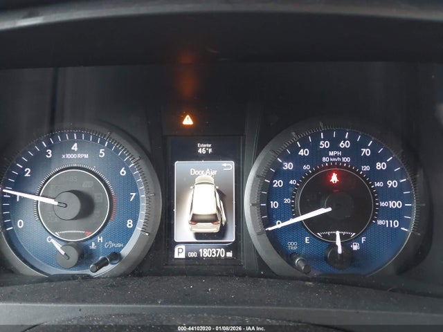 5TDYZ3DC7JS950840 Toyota Sienna Xle Premium 8 Passenger