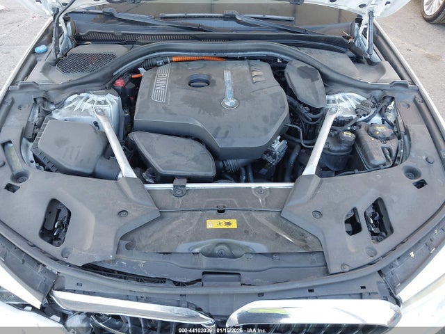 WBAJA9C52JB250596 BMW 530e Iperformance