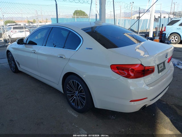 WBAJA9C52JB250596 BMW 530e Iperformance