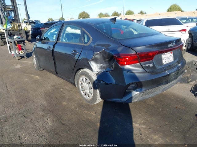 3KPF24AD5PE568520 KIA FORTE LX