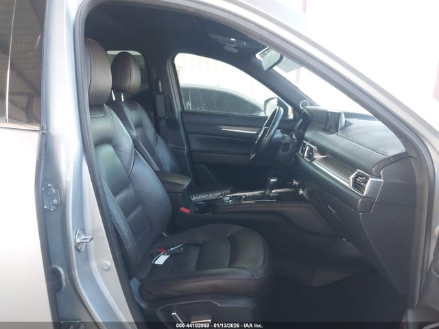 44102069 :رقم المزاد ، JM3KFBEY8K0683030 vin ، 2019 Mazda Cx-5 Signature مزاد بيع