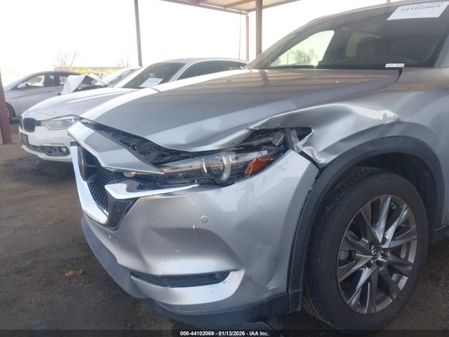 44102069 :رقم المزاد ، JM3KFBEY8K0683030 vin ، 2019 Mazda Cx-5 Signature مزاد بيع