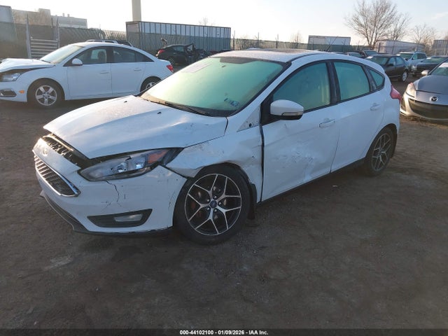 Ford FOCUS SEL 2018 1FADP3M28JL215769 Image 2