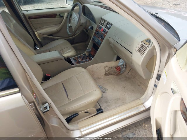 Продажа на аукционе авто 2000 Mercedes-benz C 230 Kompressor, vin: WDBHA24G4YA808553, номер лота: 44102105