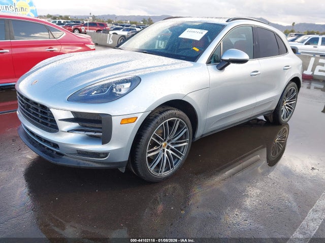 2020 PORSCHE MACAN WP1AA2A57LLB11797 Photo 1