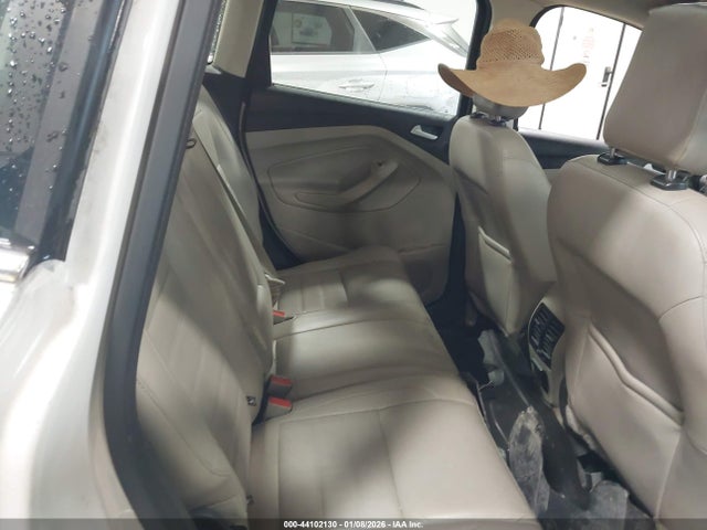 1FADP5DU8JL101901 Ford C-max Hybrid Titanium