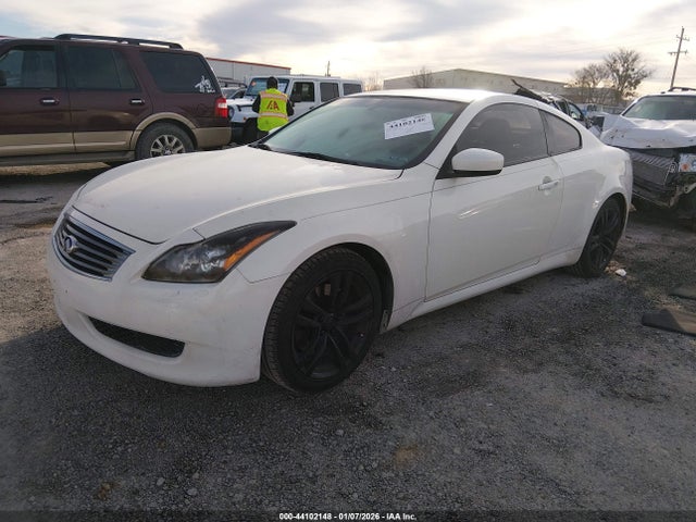 2010 Infiniti G37 Journey მანქანა იყიდება აუქციონზე, vin: JN1CV6EK0AM100379, აუქციონის ნომერი: 44102148