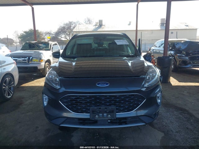 1FMCU9DZ8LUC57835 Ford Escape Titanium Hybrid