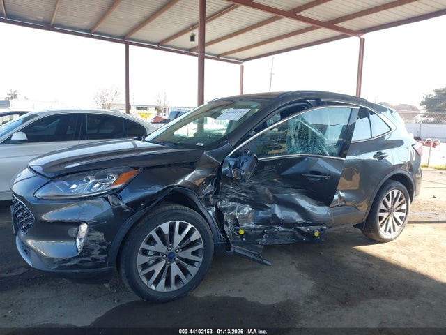 1FMCU9DZ8LUC57835 Ford Escape Titanium Hybrid
