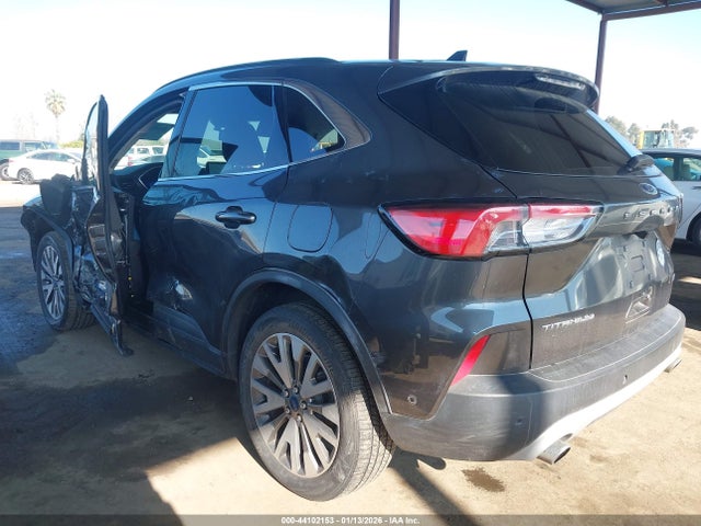 1FMCU9DZ8LUC57835 Ford Escape Titanium Hybrid