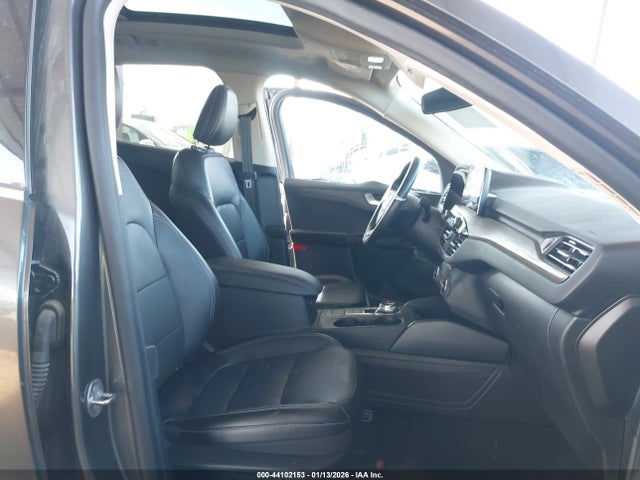 1FMCU9DZ8LUC57835 Ford Escape Titanium Hybrid
