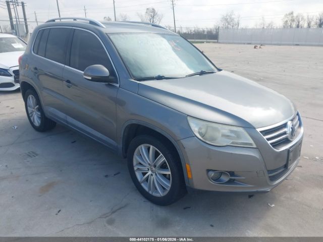 2011 VOLKSWAGEN TIGUAN WVGAV7AX8BW546213