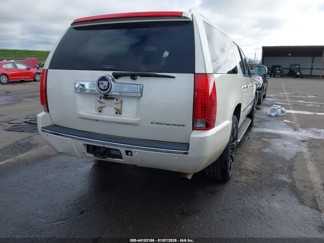 2008 CADILLAC ESCALADE ESV 1GYFK66818R131010 Photo 3