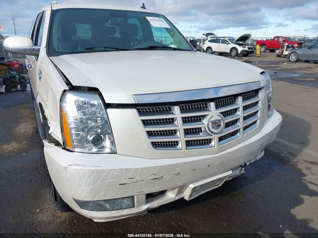 2008 CADILLAC ESCALADE ESV 1GYFK66818R131010 Photo 5
